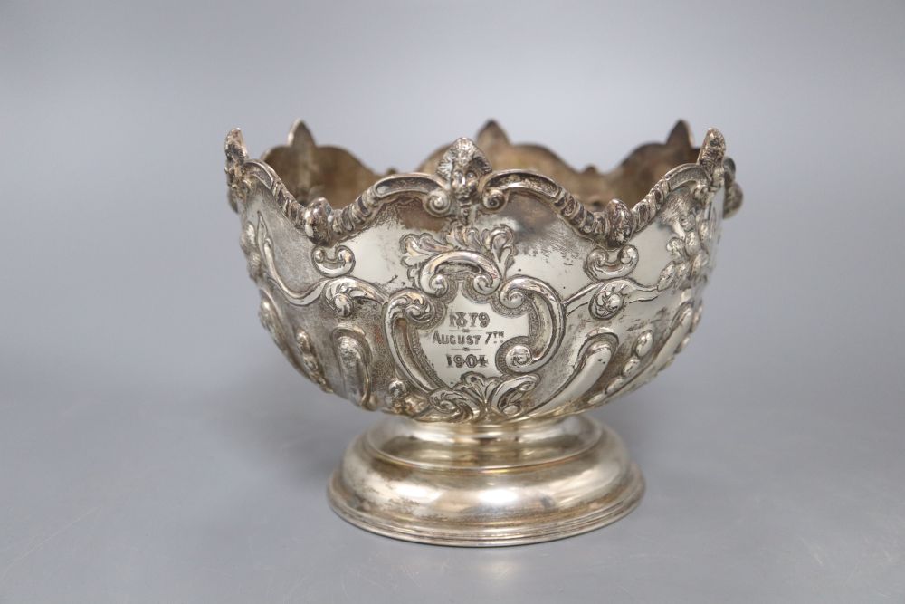 An Edwardian demi fluted embossed silver rose bowl, by Nathan & Hayes, Chester, 1904, diameter 17.2cm, 13oz.
